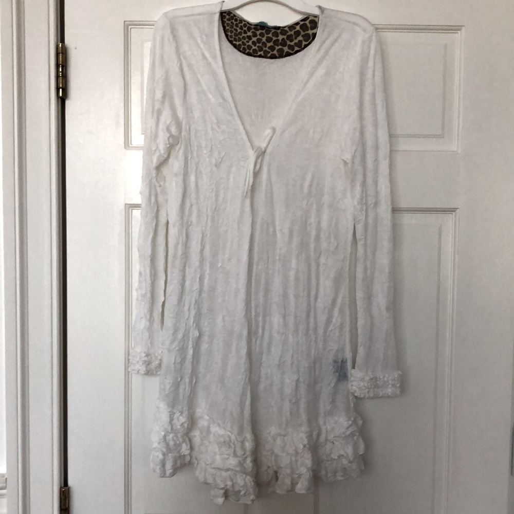 NWOT Letarte handmade ivory cover up. Never worn, brand new! Fits size XS-S - Picture 4 of 9